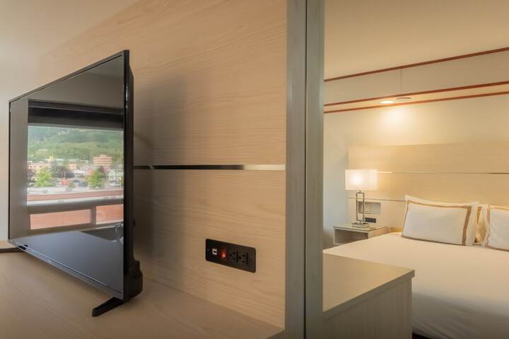 Room 29 of 65