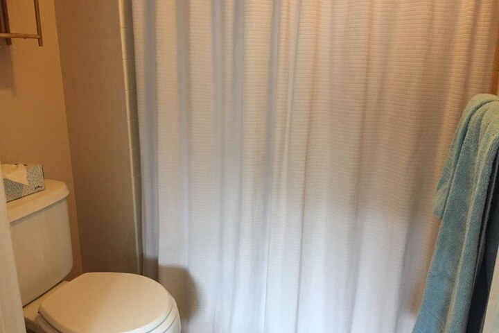 Room 8 of 26