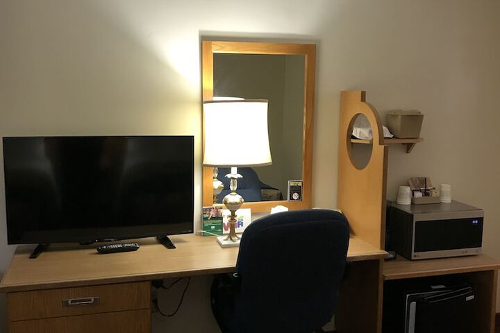 Room 17 of 41