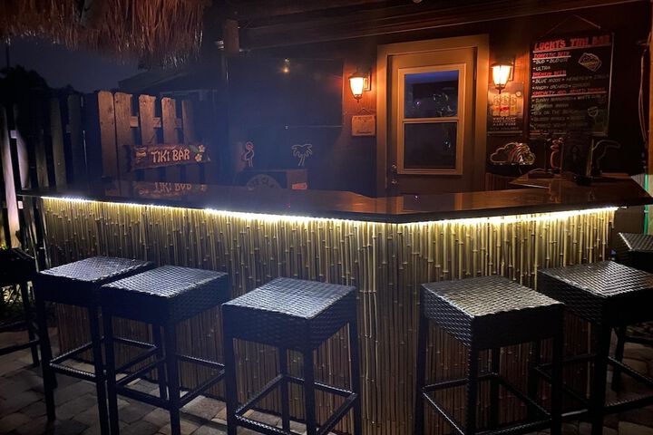 Lounge 46 of 70