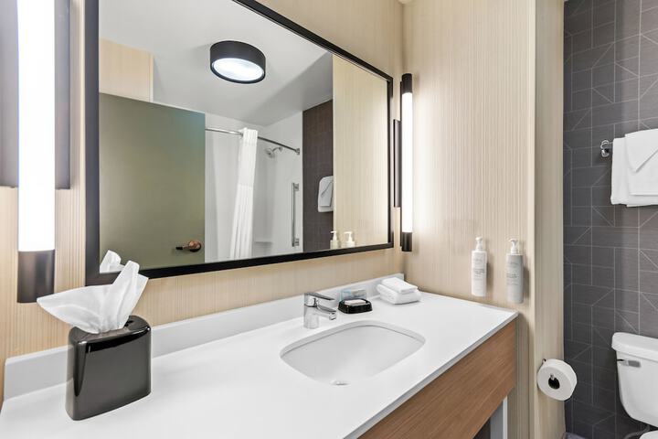 Spark by Hilton Bardstown