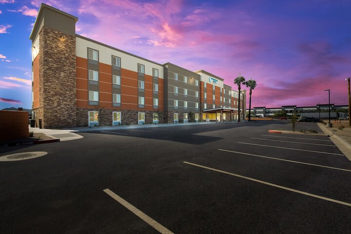 Hotel 3 of 32