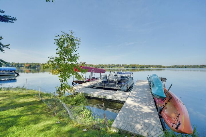 Pet Friendly - Rice Lake Home w / Private Dock!