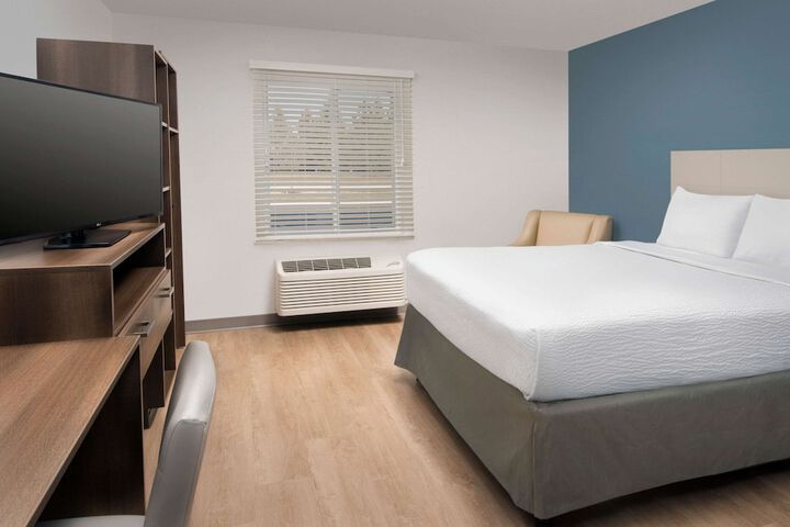 Room 20 of 27