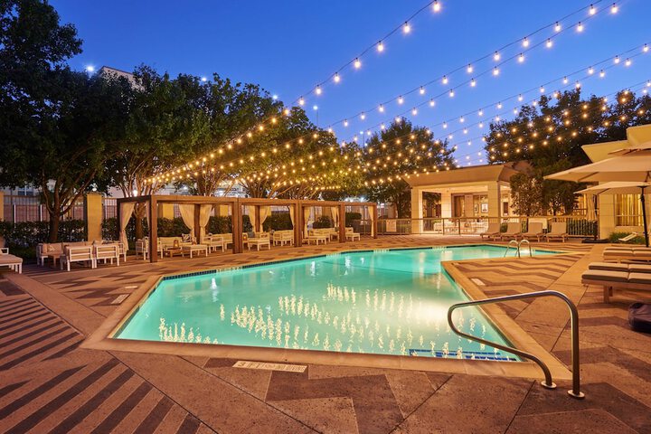 Pool 4 of 53