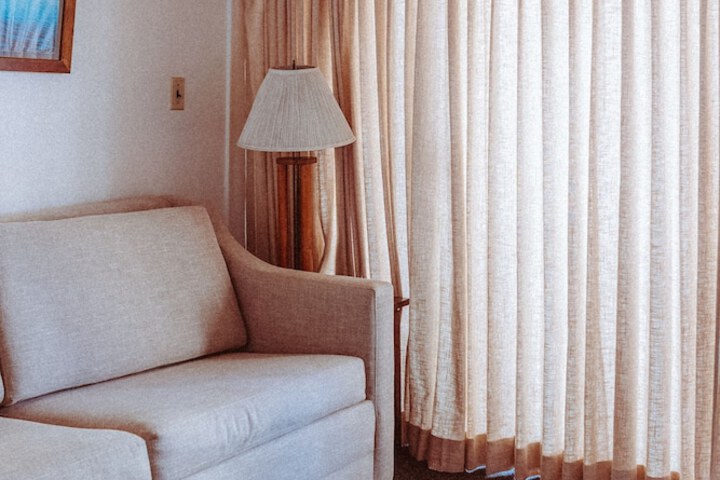 Room 77 of 90