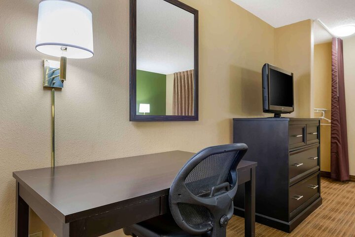 Extended Stay America Select Suites - Columbus - Worthington