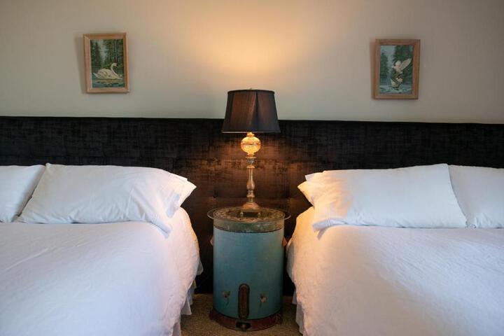 Stewart House Hotel
