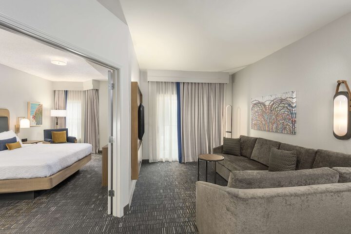 Room 14 of 31
