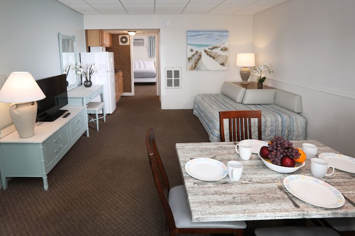 Aquarius Oceanfront Inn