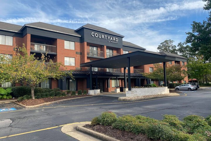 Hotel 3 of 48