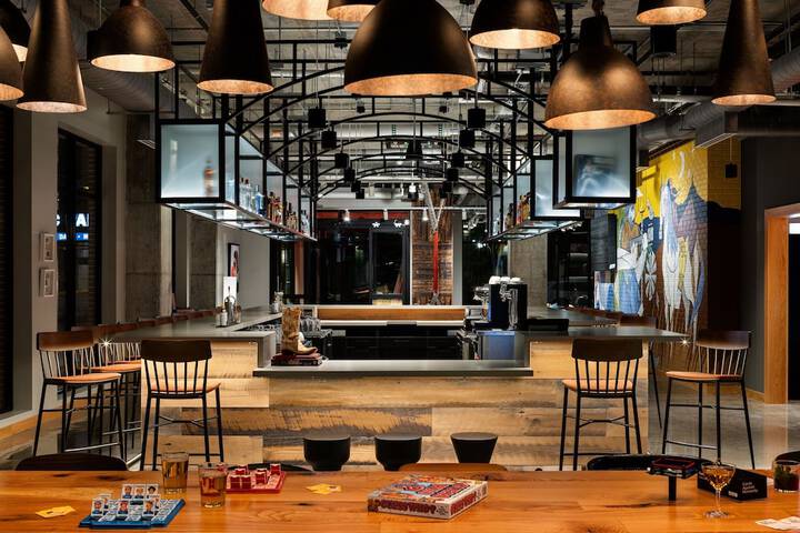 Moxy Omaha Downtown