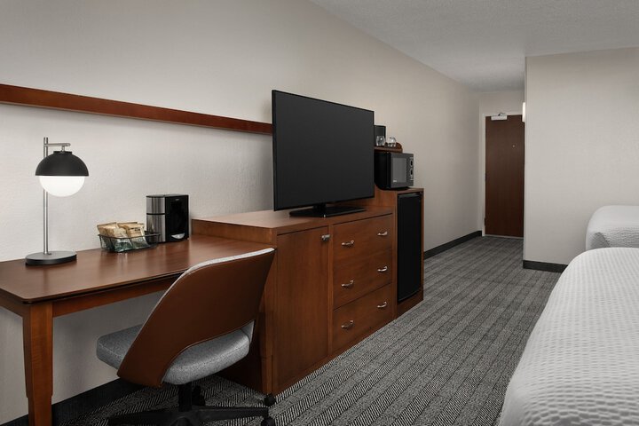 Room 41 of 62