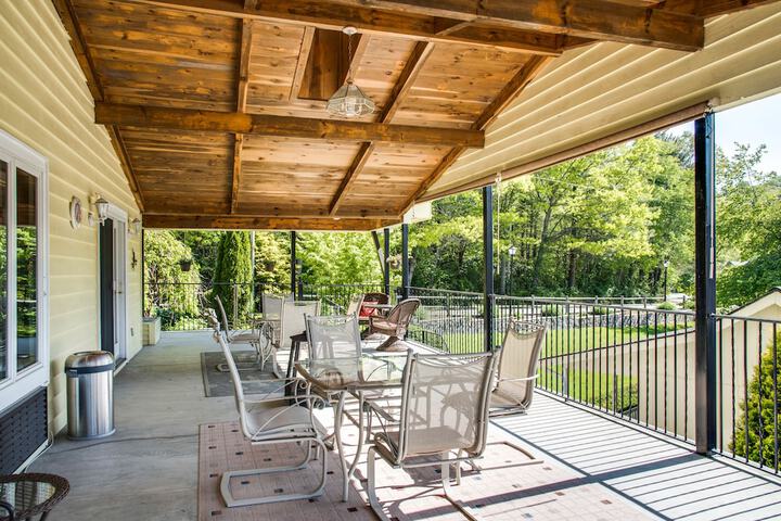 Terrace/Patio 98 of 102