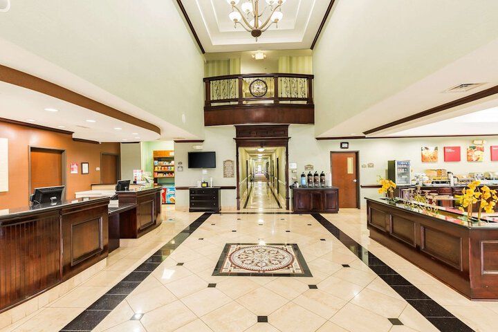 Hotel Interior 10 of 42