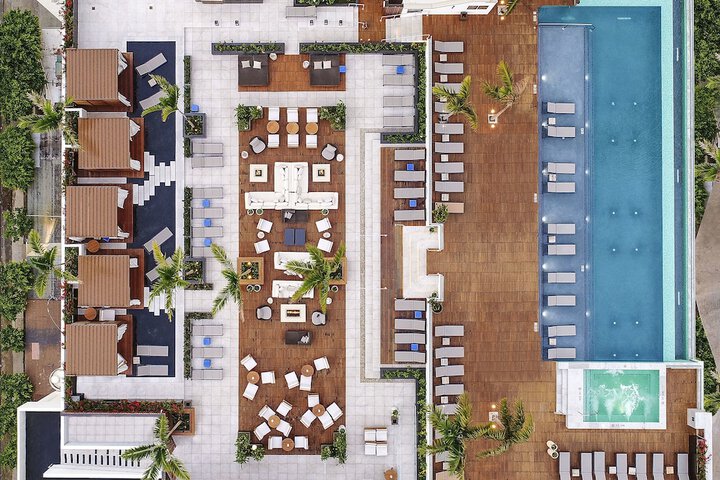 Alohilani Resort Waikiki Beach