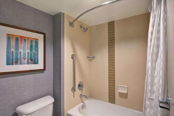 Room 18 of 42
