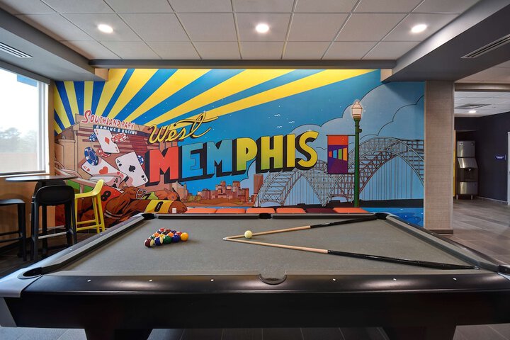Tru by Hilton West Memphis AR