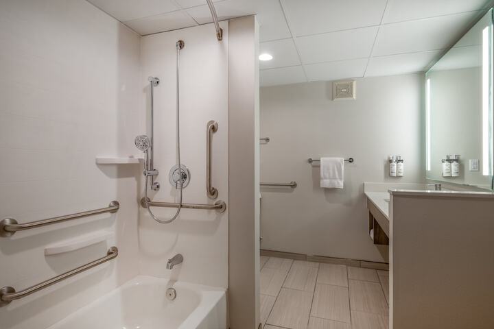 Room 42 of 56