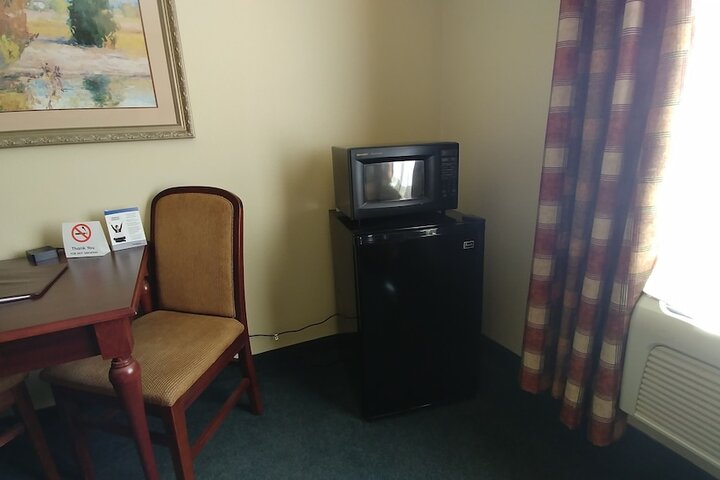 Room 44 of 83
