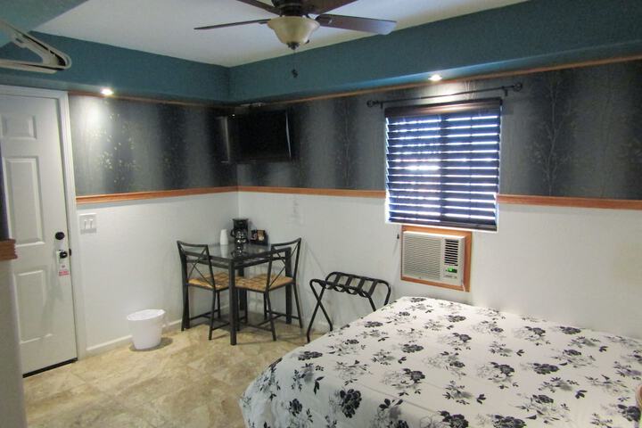 Room 81 of 124
