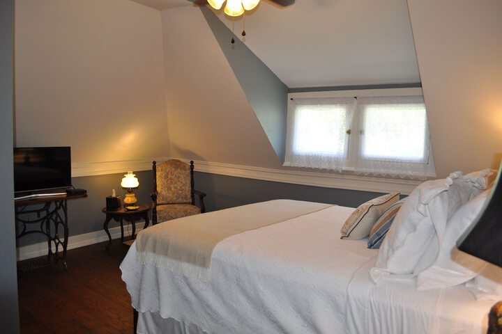 Kennedy Manor B & B