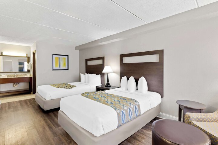 Room 16 of 36