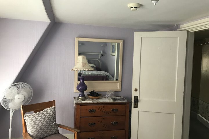 Room 41 of 62