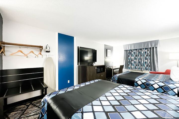 Room 20 of 35