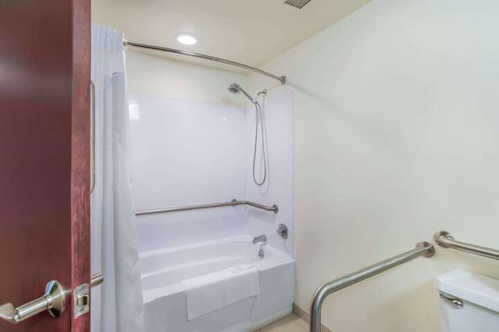 Burrstone Inn an Ascend Collection Hotel