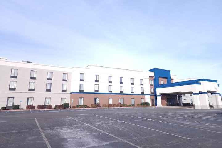 Hampton Inn & Suites Lamar