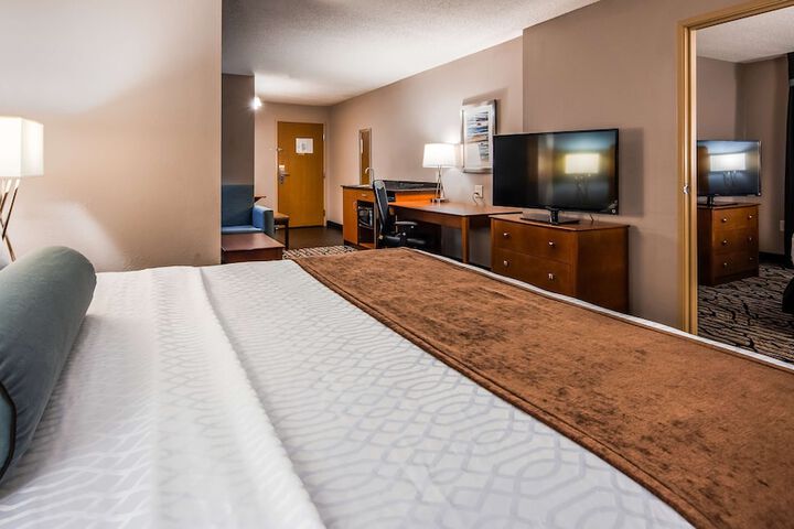 Best Western Plus Blaine at the National Sports Center