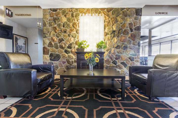 Hotel Interior 16 of 116