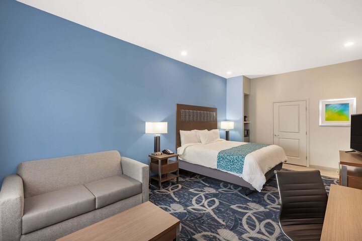 Room 22 of 27