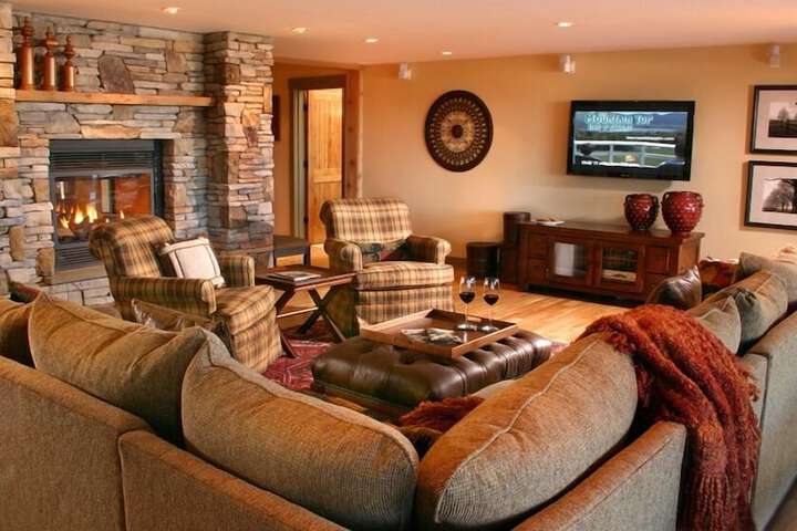 The Mountain Top Inn & Resort
