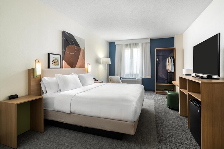 Spark by Hilton Carlisle South