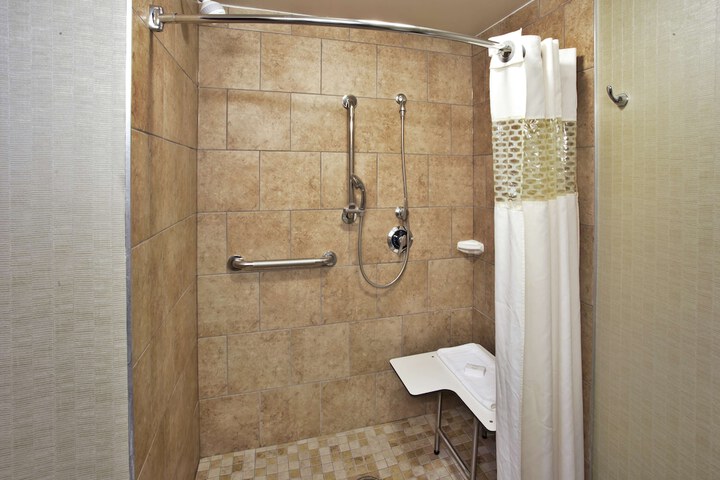 Room 16 of 27