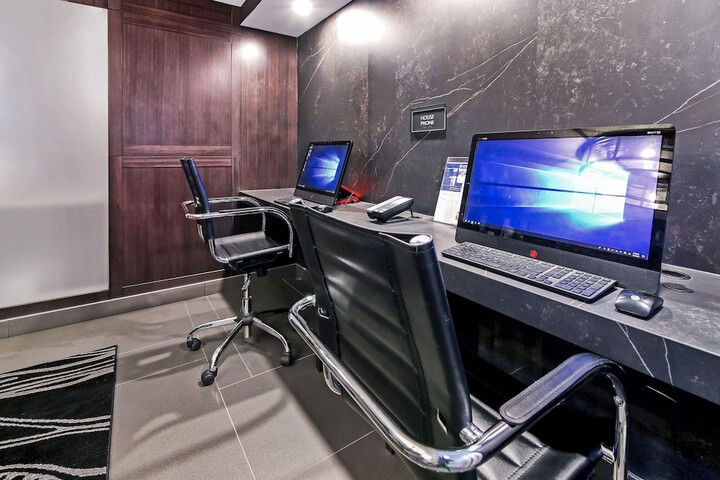 Business Center 107 of 109