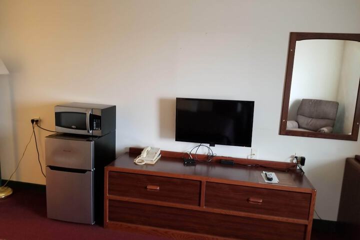 Room 165 of 232