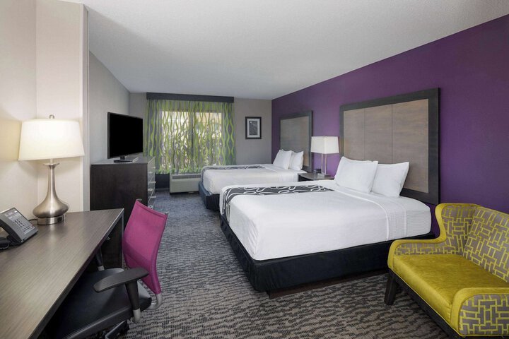 Room 17 of 29