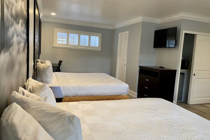 Room 72 of 152