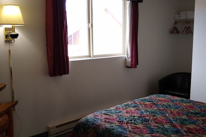 Room 19 of 29