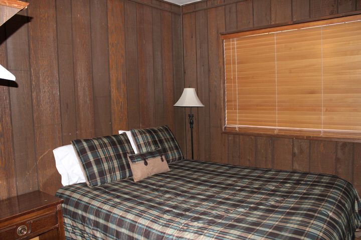 Room 57 of 104
