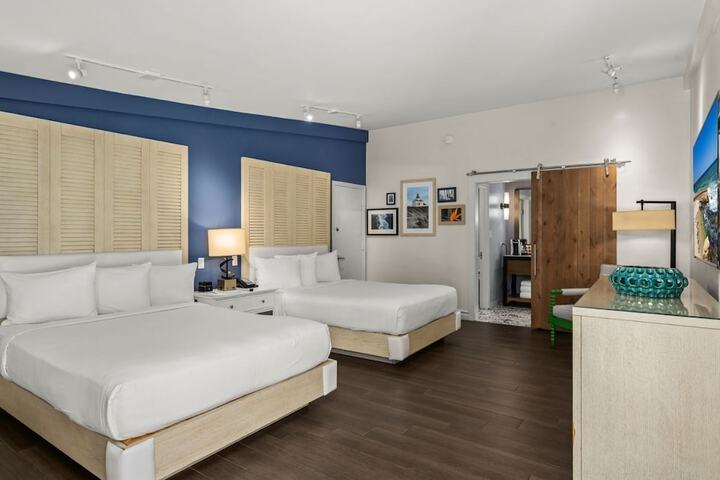 Paradise Point Resort & Spa