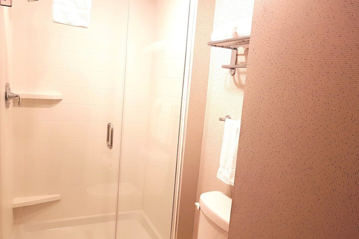 Room 26 of 62