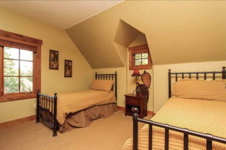 Discovery Chalet 164 - Three Bedroom Chalet