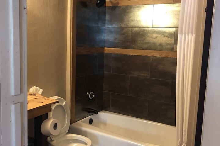 Room 61 of 68