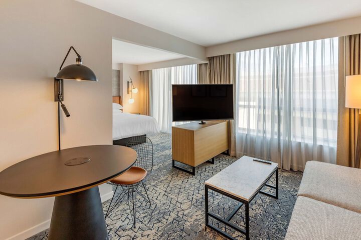 Room 34 of 64