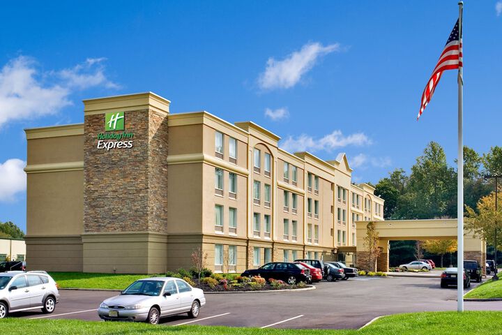 Holiday Inn Express Hotel & Suites West Long Branch by IHG