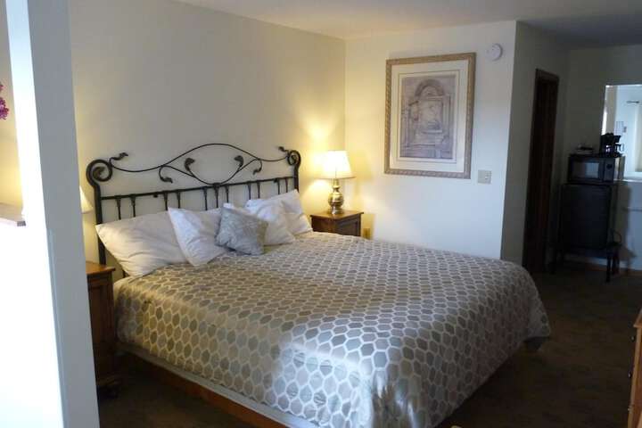 Country Villa Motel and Country Camping